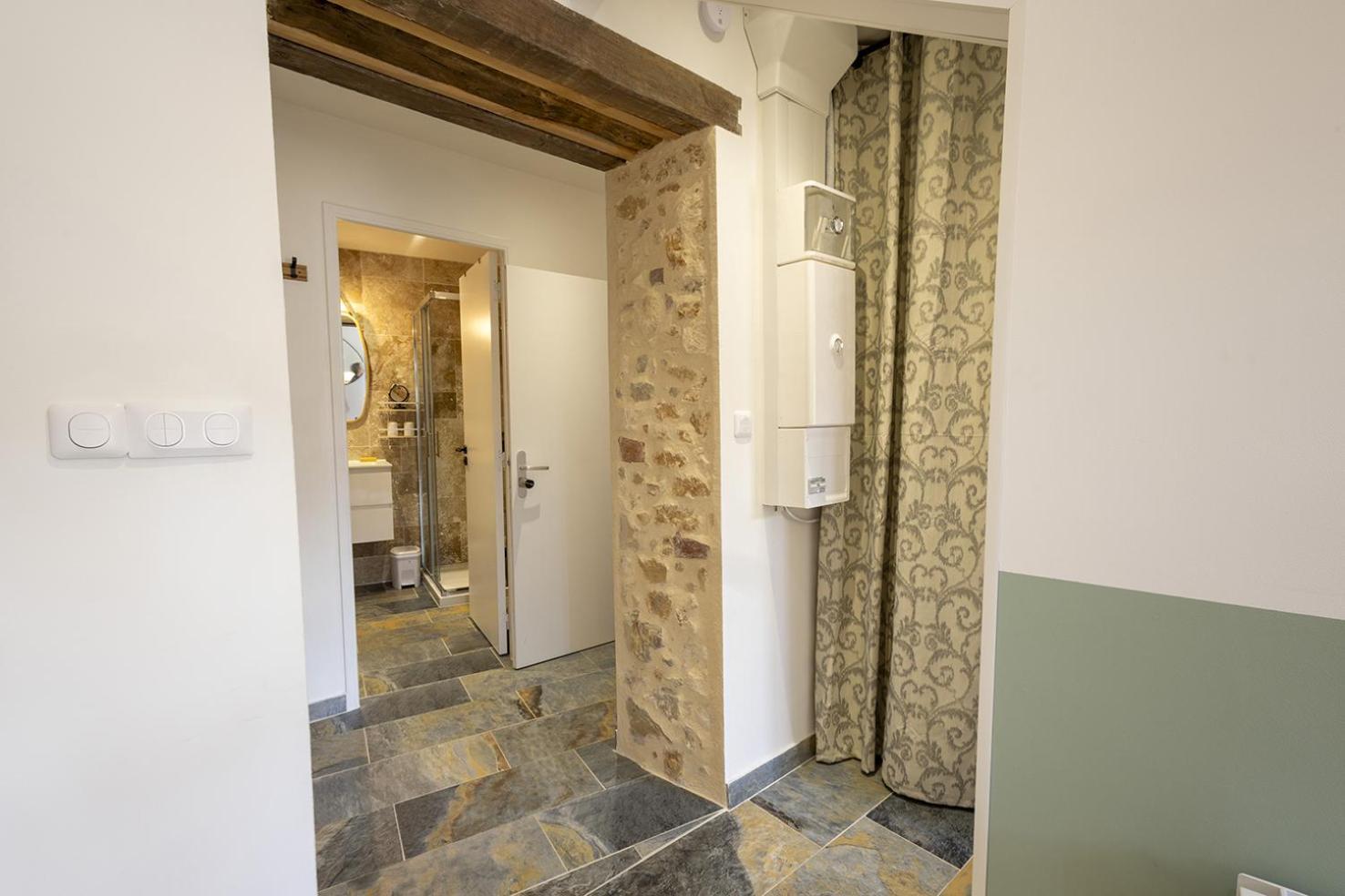 L'Emeraude - 1 A 4P - Wifi Fibre - Parking Gratuit Pont-d'Ain Luaran gambar
